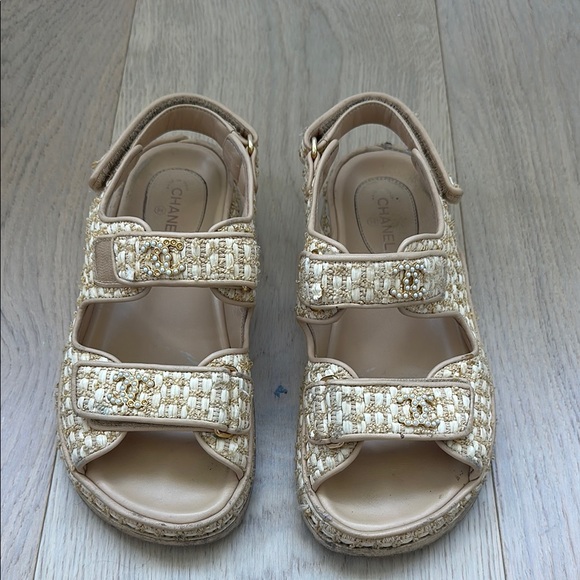 Chanel Women's Cream Sandals - Picture 1 of 8